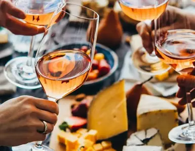 Best Outdoor Dining Spots in the Lake District ?? ''