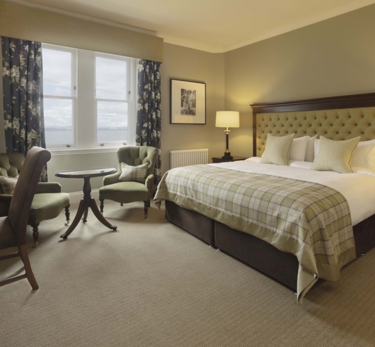 Golf View Family Room With Sea View 3