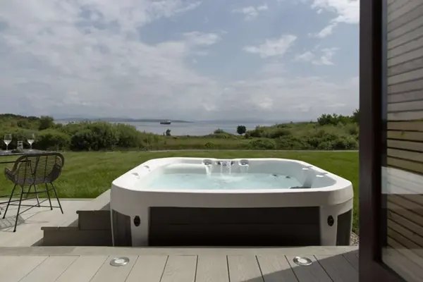 Dbe44061 A4c9 43B3 95F5 507E3e95ad7f