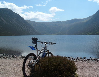 Cairngorms Mountain Biking & Cycling ?? ''