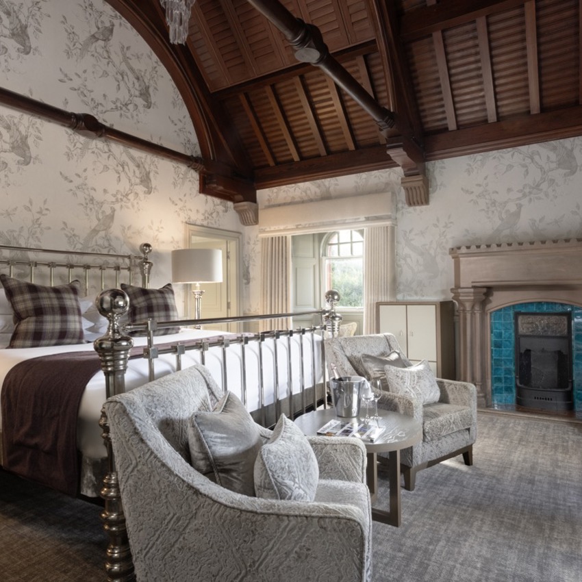 Fonab Castle Castle Penthouse00004 Large (2)