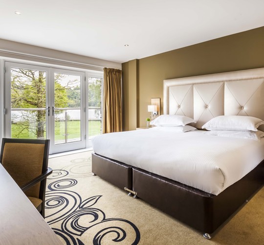 Daffodil Hotel And Spa Lake Superior Room 4